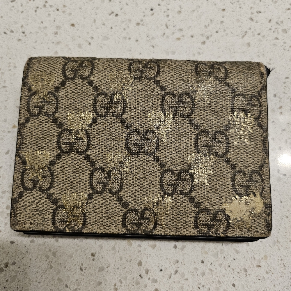 Gucci Supreme Bee Wallet